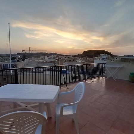 Sunset Suite Victoria Extérieur photo