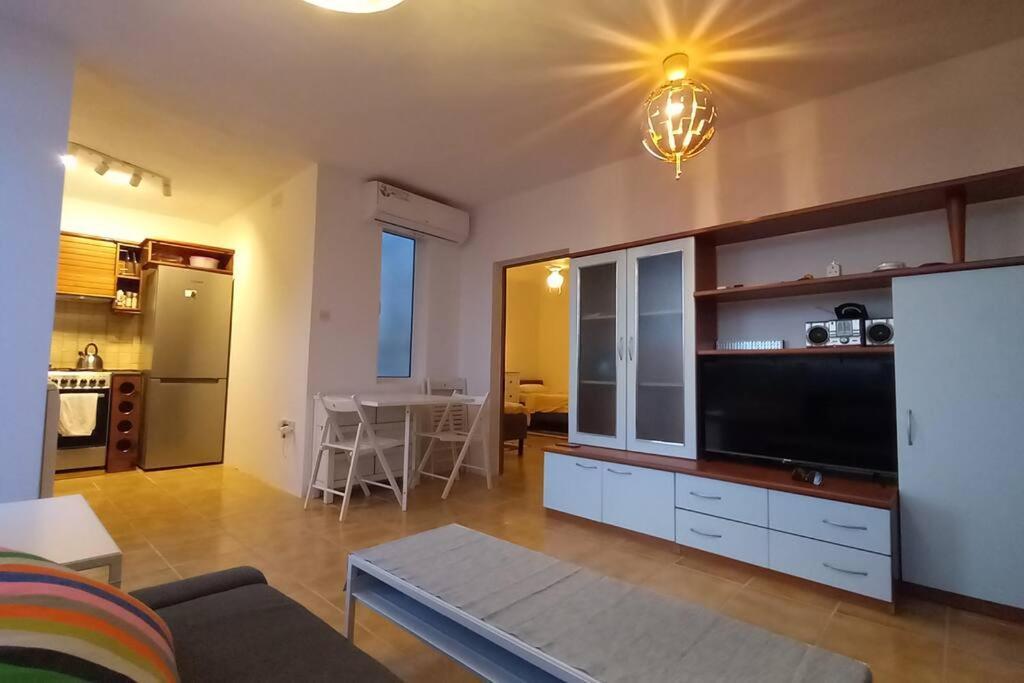 Sunset Suite Victoria Extérieur photo
